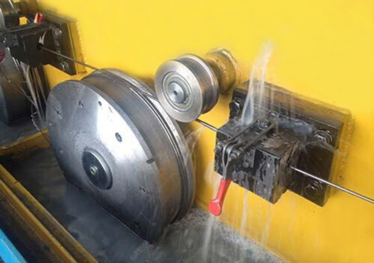 不銹鋼拉拔處理工藝.jpg 不銹鋼拉拔處理工藝.jpg