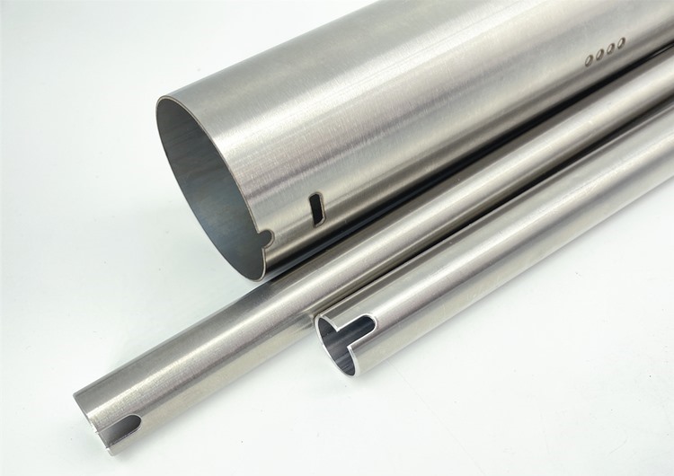 不銹鋼精密管的表面粗糙度與光潔度有什么區(qū)別?.jpg 不銹鋼精密管的表面粗糙度與光潔度有什么區(qū)別?.jpg