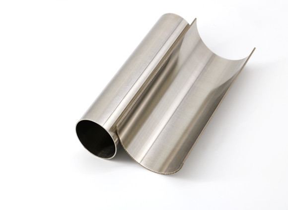 薄壁不銹鋼制品管在制酒設備中的應用.jpg 薄壁不銹鋼制品管在制酒設備中的應用.jpg