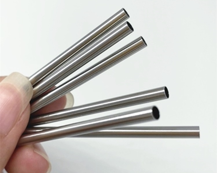 不銹鋼毛細管如何攻絲.jpg 不銹鋼毛細管如何攻絲.jpg